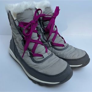 Sorel Whitney Gray Womens round toe waterproof boots size 8